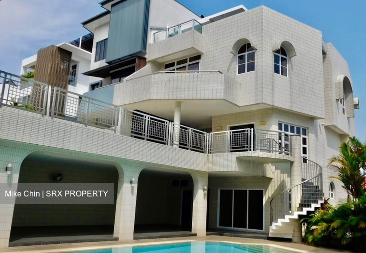 Sennett Avenue (D16), Semi-Detached #496927041